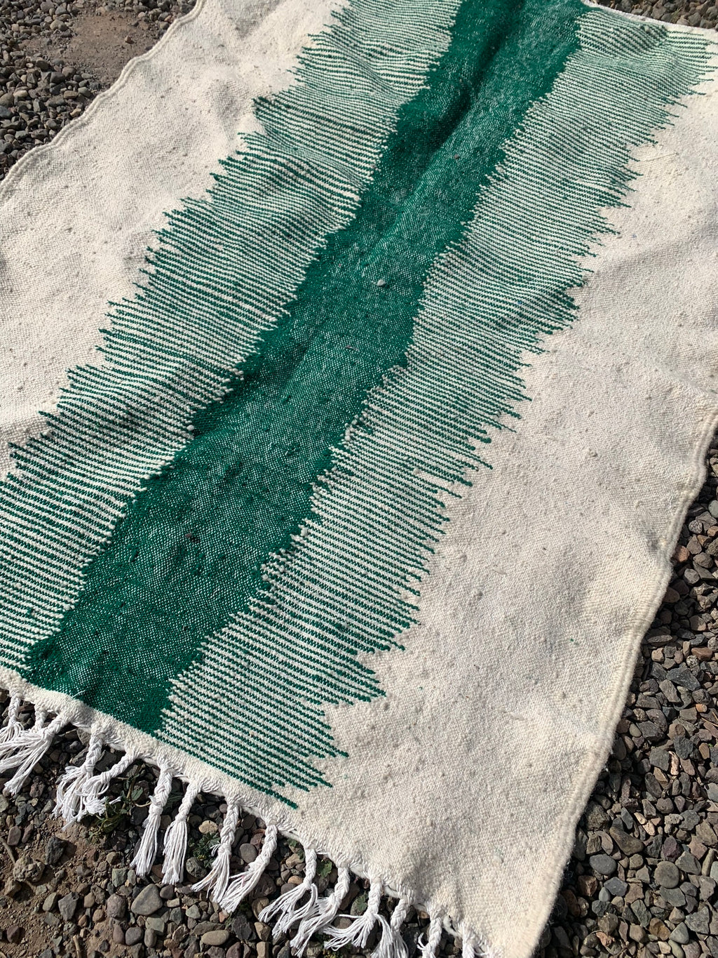 Tapis ZANAFI blanc et vert