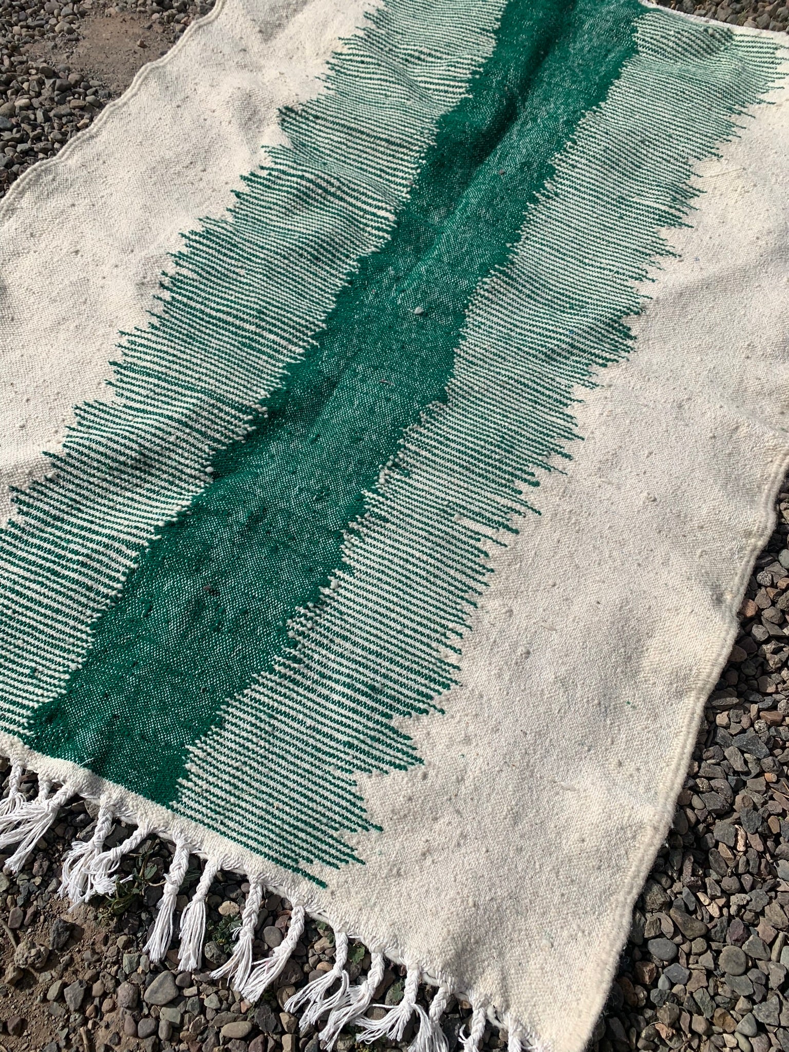 Tapis ZANAFI blanc et vert