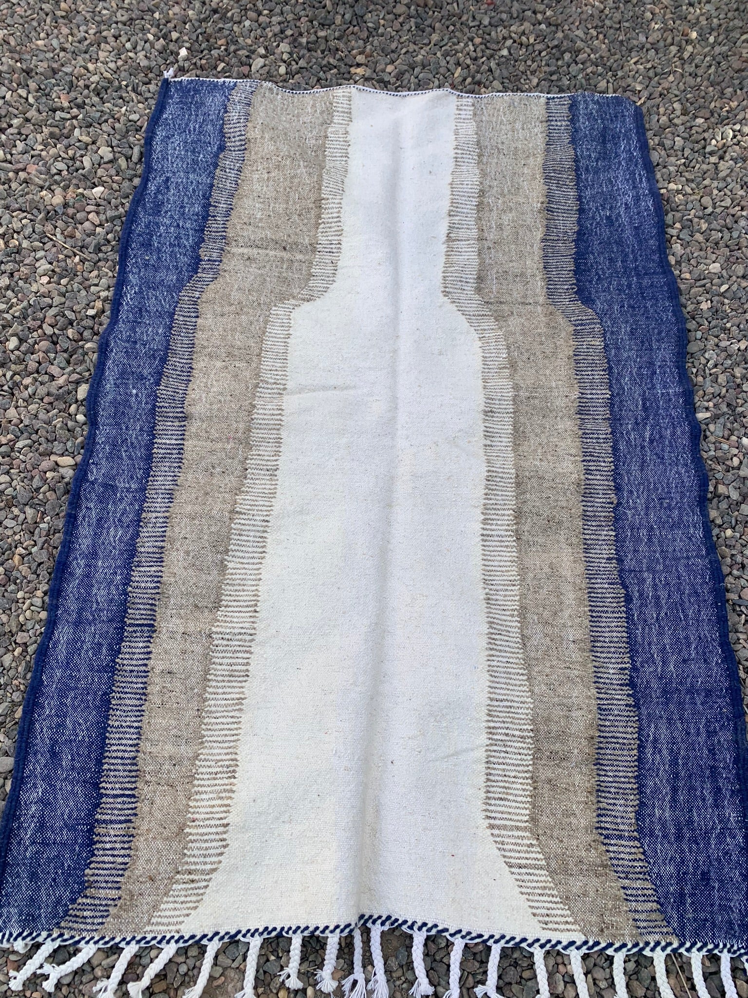 Tapis ZANAFI beige et bleu grand modèle