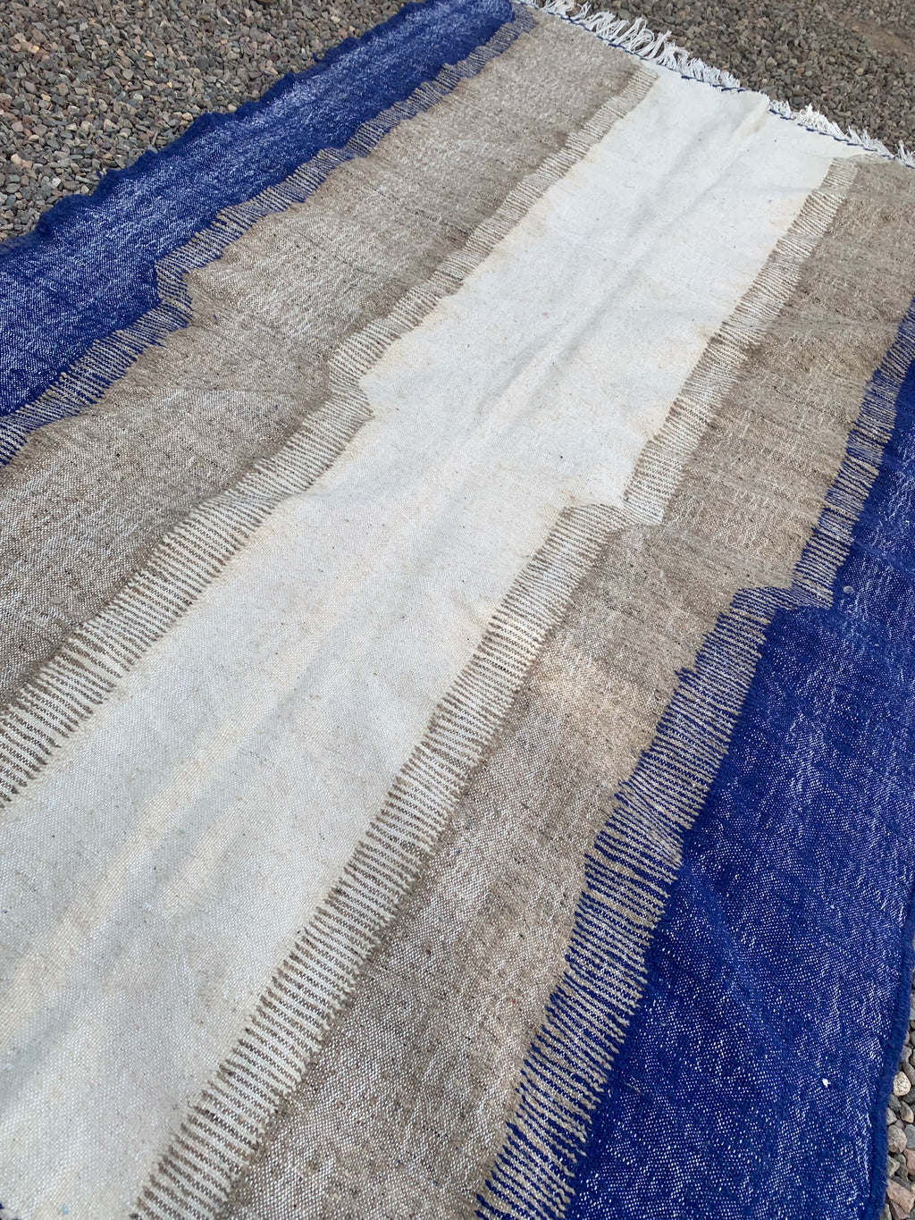 Tapis ZANAFI beige et bleu petit modèle