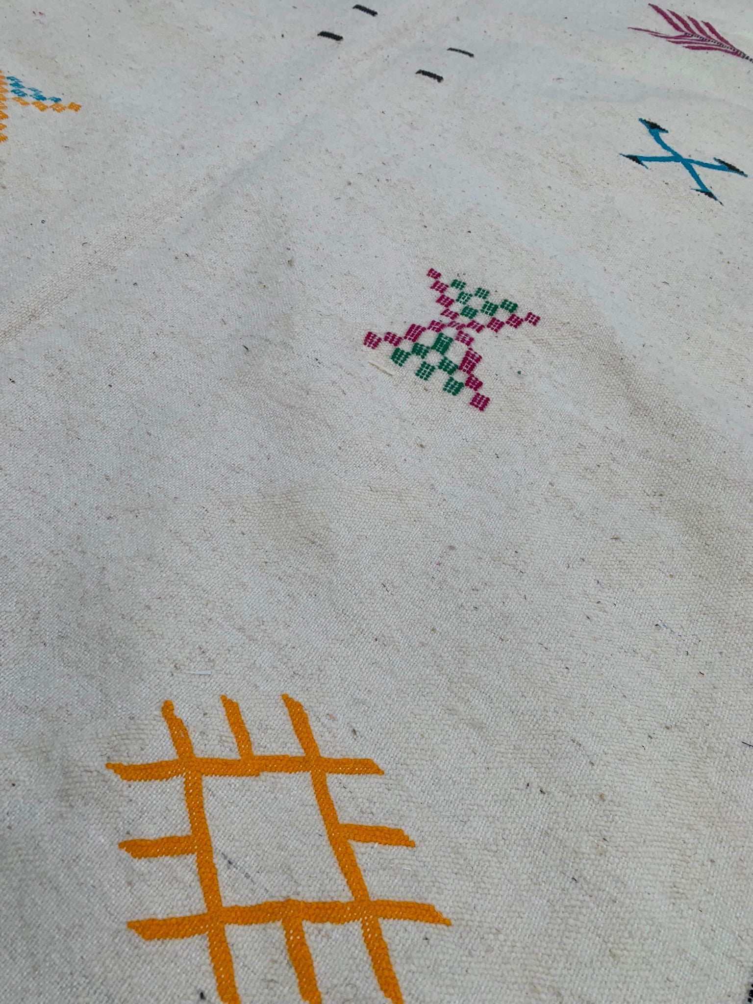 Tapis ZANAFI motifs colorés