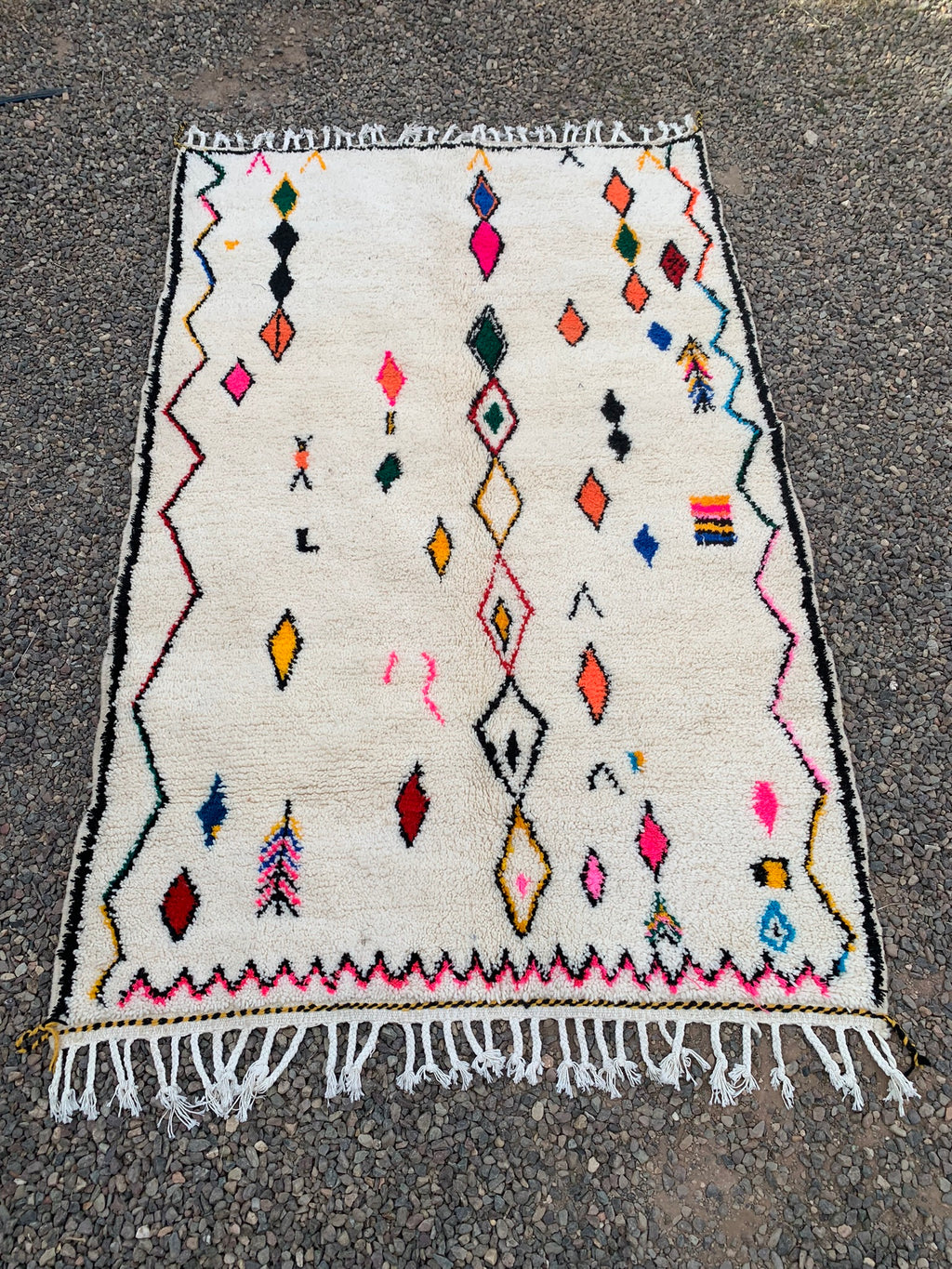 Tapis AZILAL motifs multicolores