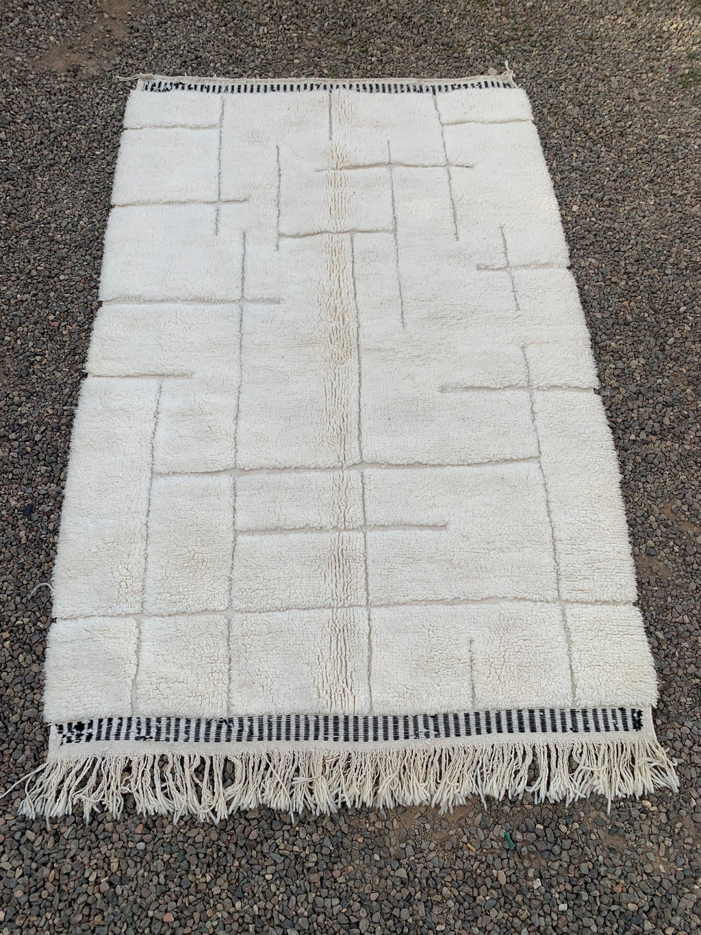 Tapis BENI OUARAIN losanges tramés