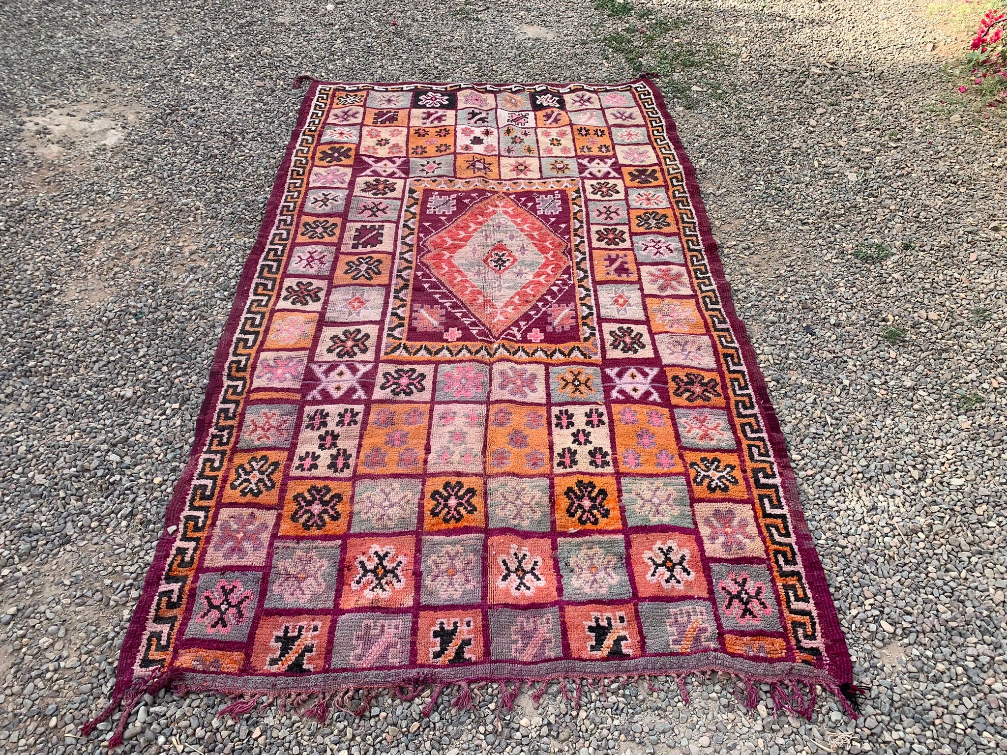 Tapis berbère BOUJAAD ancien bordeaux