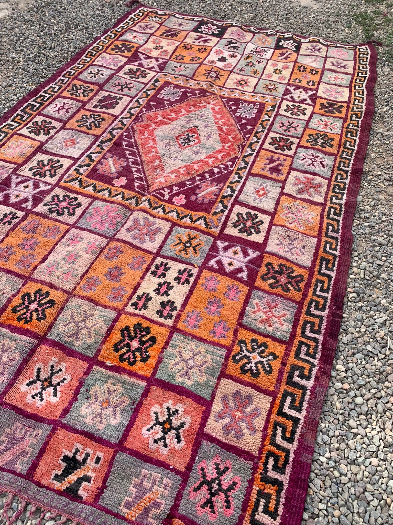 Tapis berbère BOUJAAD ancien bordeaux