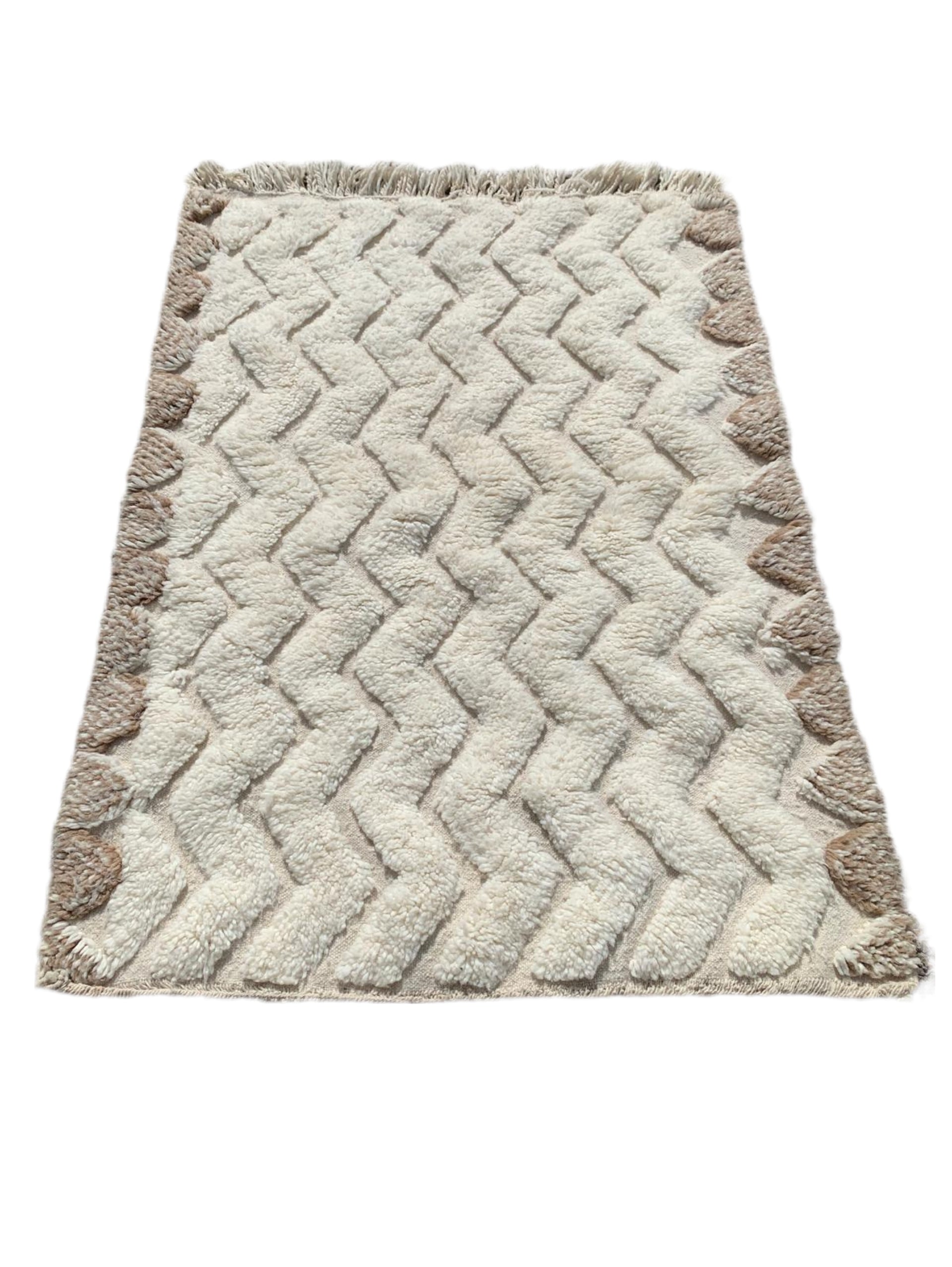 Tapis BENI OUARAIN blanc liserets gris